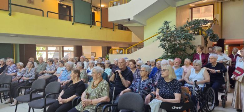 Ususret ljetu